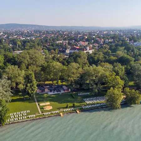 Hunguest Bál Balatonalmádi