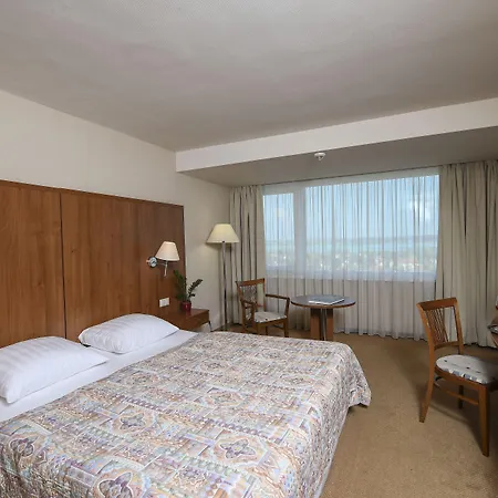 Hunguest Bal فندق Balatonalmádi