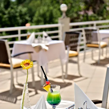 Hunguest Bal فندق Balatonalmádi