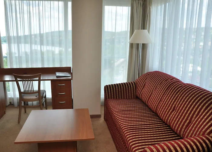 Hunguest Bál Balatonalmádi